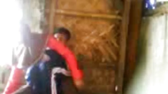 वयस्क कोई पंजीकरण  गोरा बम एजेंट ब्लू पिक्चर सेक्सी फुल मूवी साक्षात्कार के दौरान भारी निगल लेता है